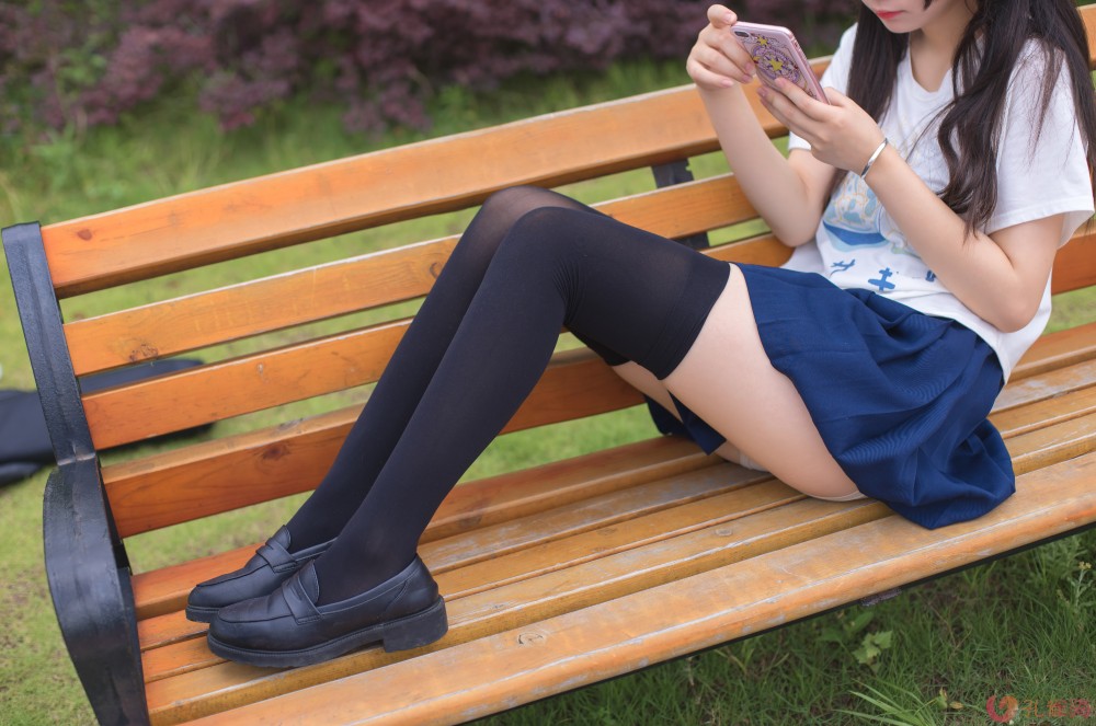 轻兰映画 – 合集42期+随包视频,大小20.8G-月白图集