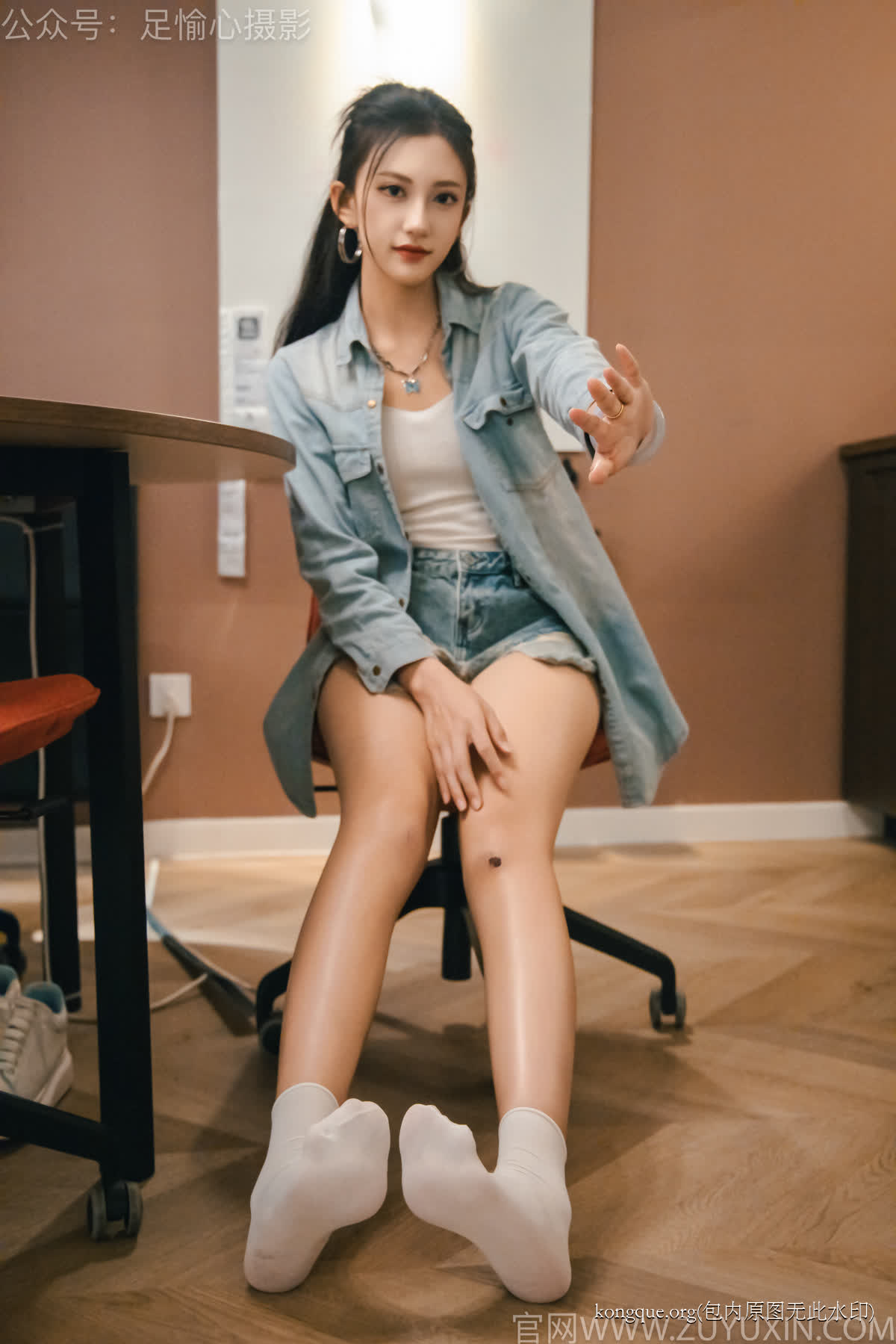 足愉心 – 少女美足美图视频24期[319G-2025.11]插图13