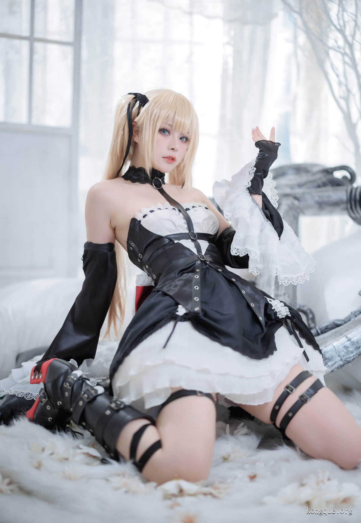 w百合欧皇子w – 全套18期[2.6G-2025.5]-月白图集